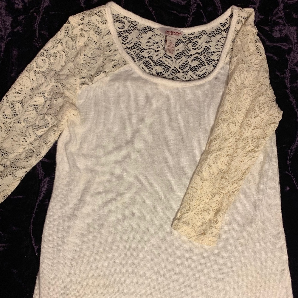 Cream colored mid sleeve top!